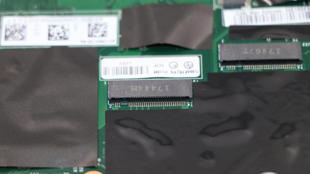 Lenovo Noki58250Unvpro16Gtpm2 - 01LX698