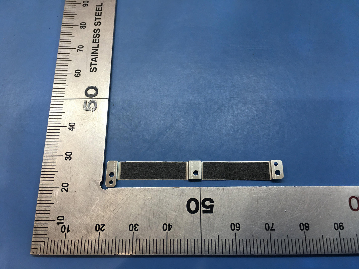 Lenovo Yt-K606F Lcd_Cnt Frame And*Hq2 - 5M88C18704