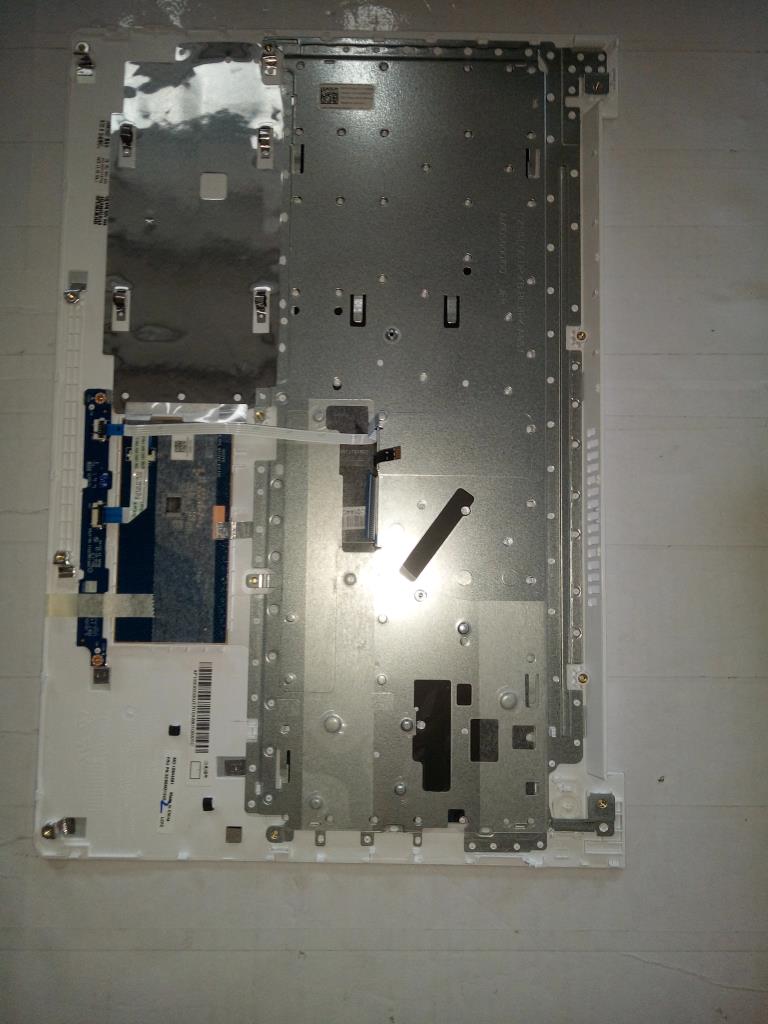 Lenovo Logic Upper Assembly Bl Wht Nr - 5CB0M31242