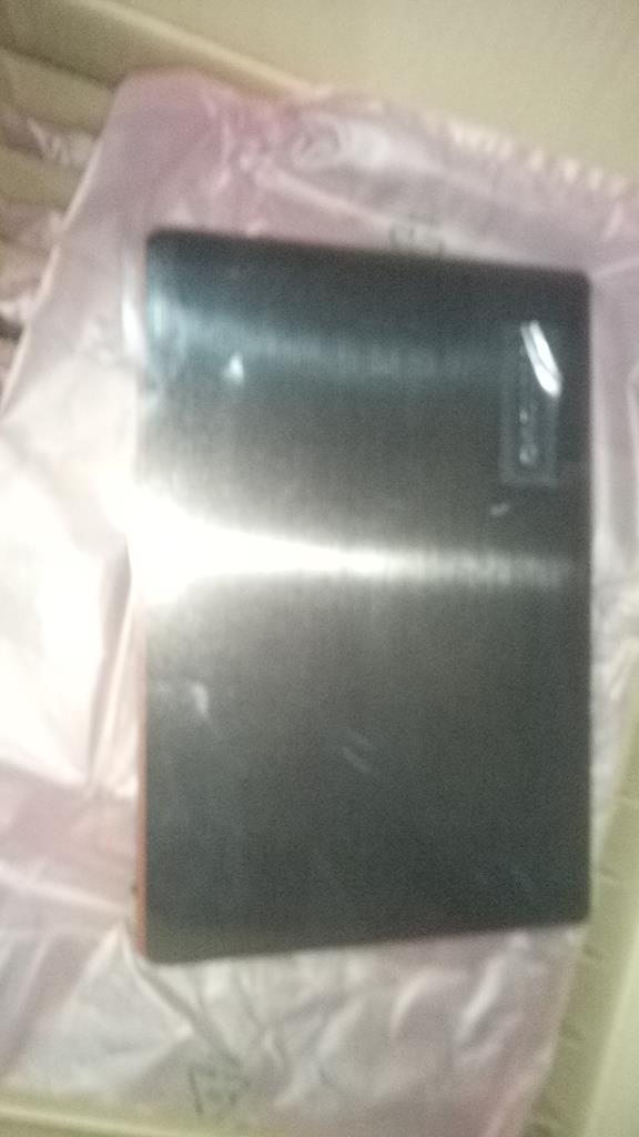 Lenovo 31049933 Lcd Cover Piqy0 W/Logo