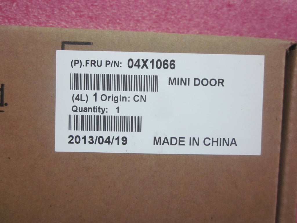 Lenovo Door ,Mini Door,W/Screw,14W - 04X1066