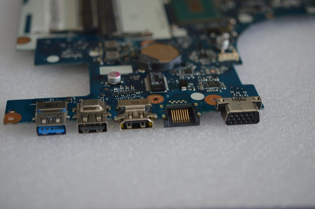 Lenovo Replacement Part - 5B20H71398
