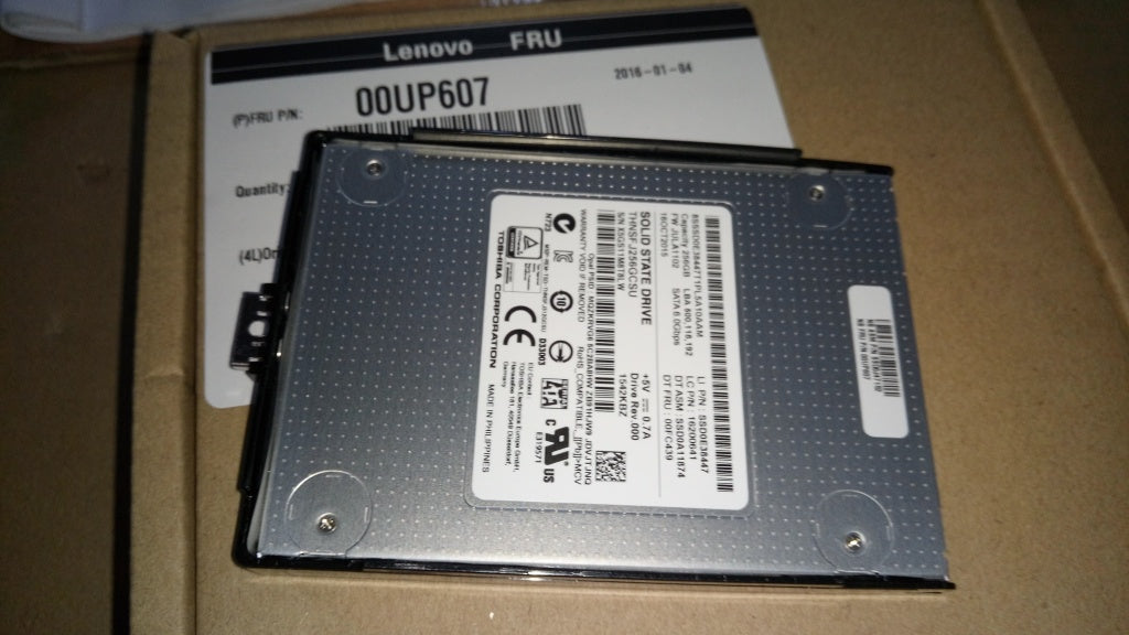 Lenovo Sd Solid State Drives - 00UP607