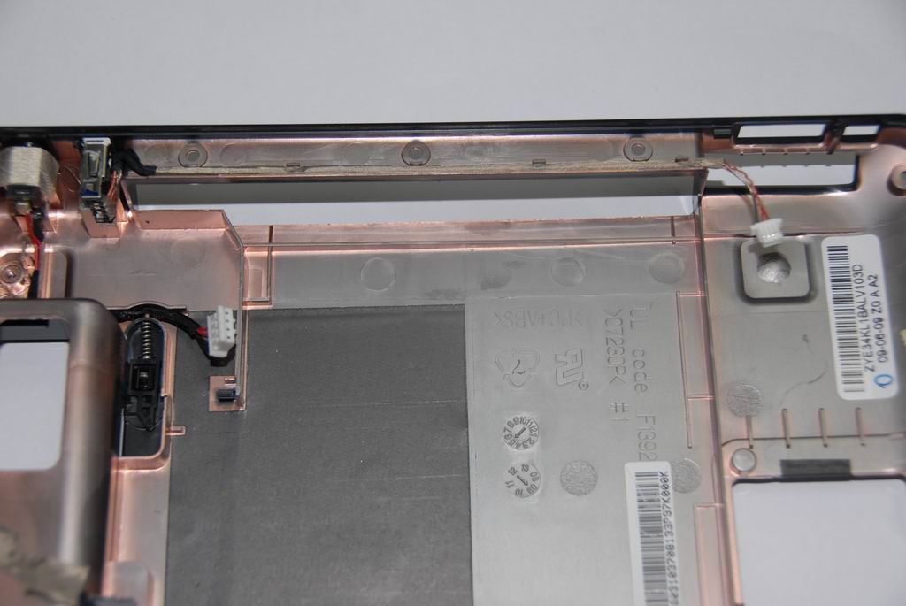 Lenovo 31037081 Base Cover Kl1 W/O 3G Assembly