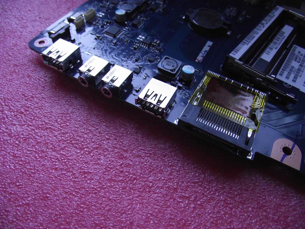 Lenovo Replacement Part - 90000018
