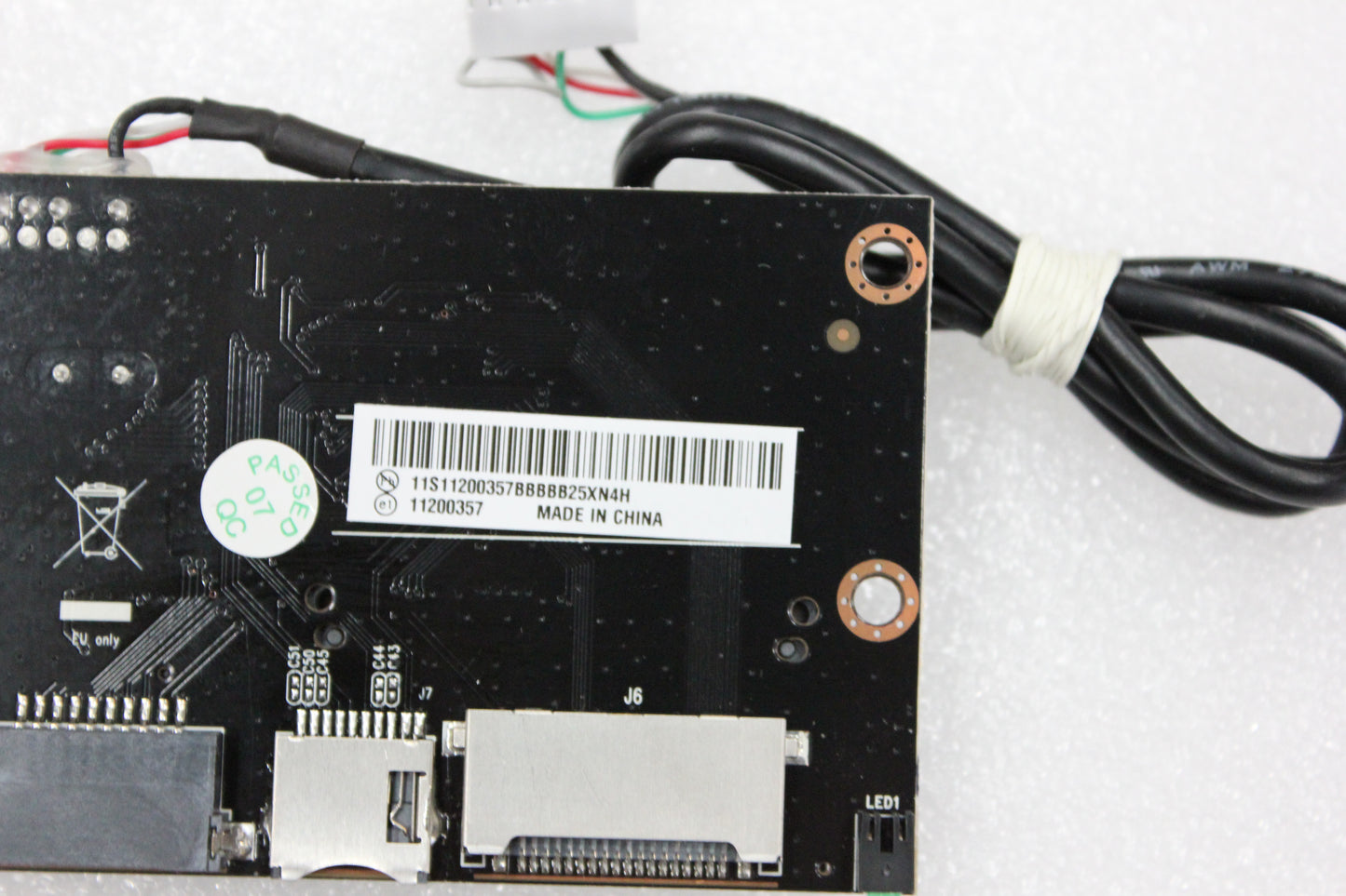 Lenovo Replacement Part - 11200357