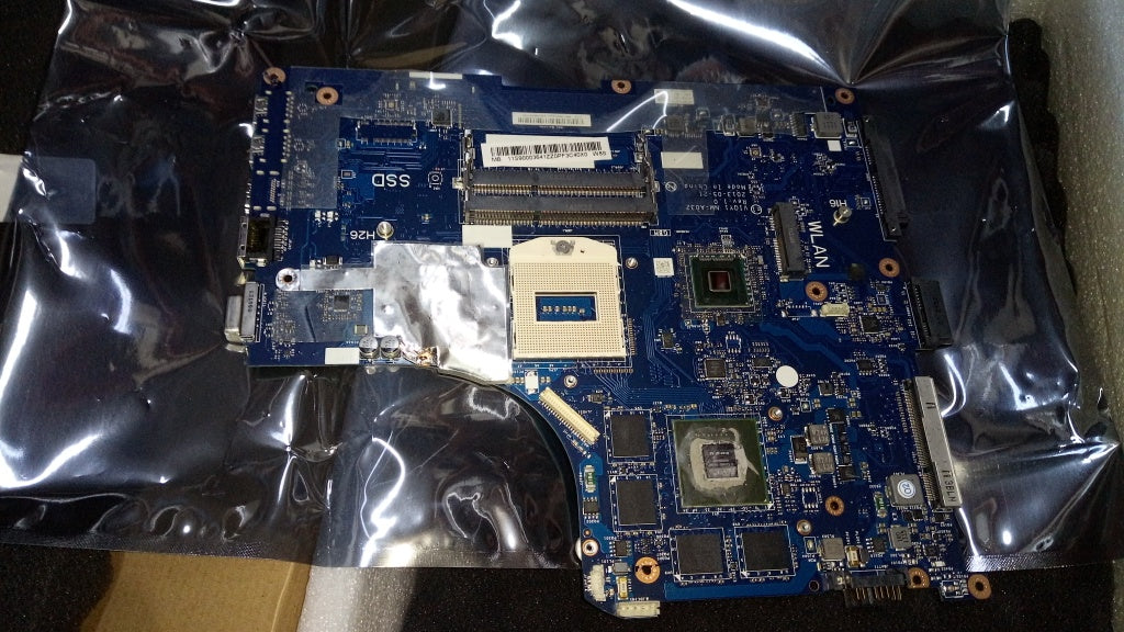 Lenovo Mainboard Viqy1 W8S 47W Hd+ Gt - 90003641