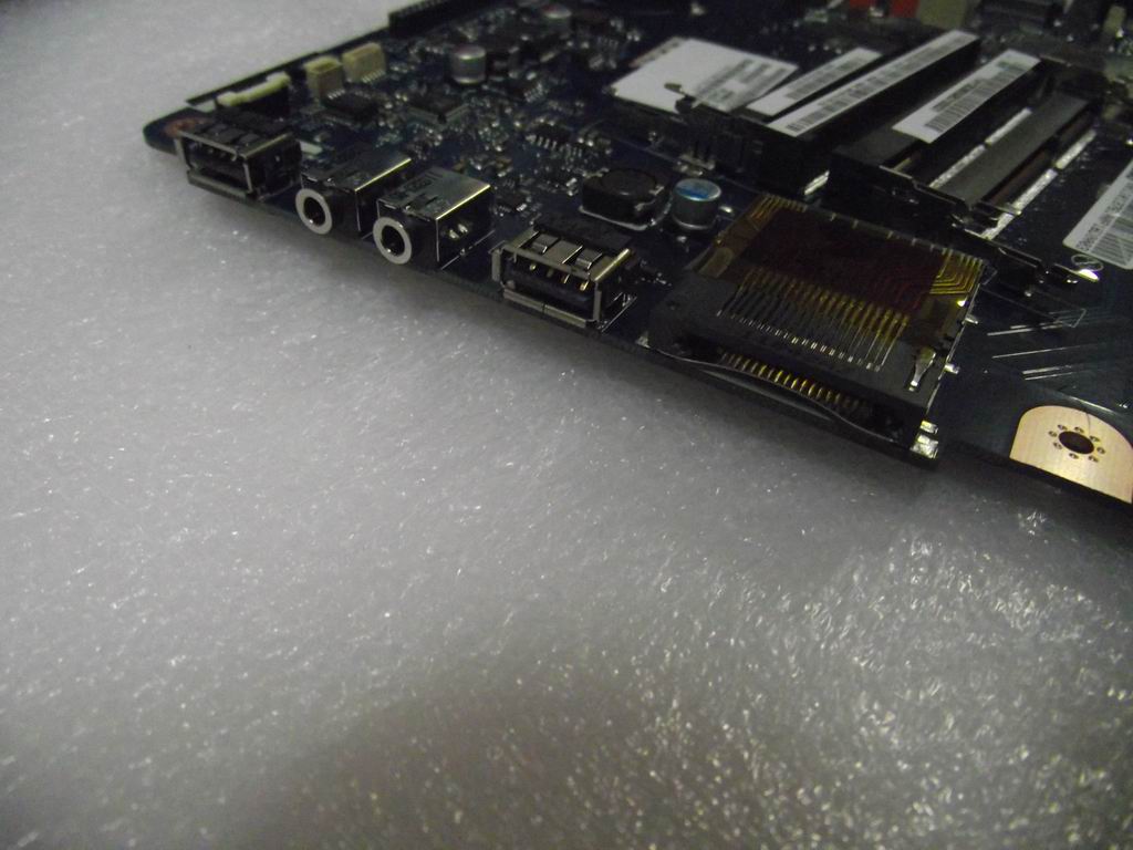 Lenovo Replacement Part - 11013761