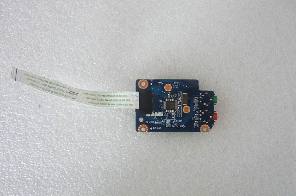 Lenovo Reader Niwe2 Card 15.6 - 11011875