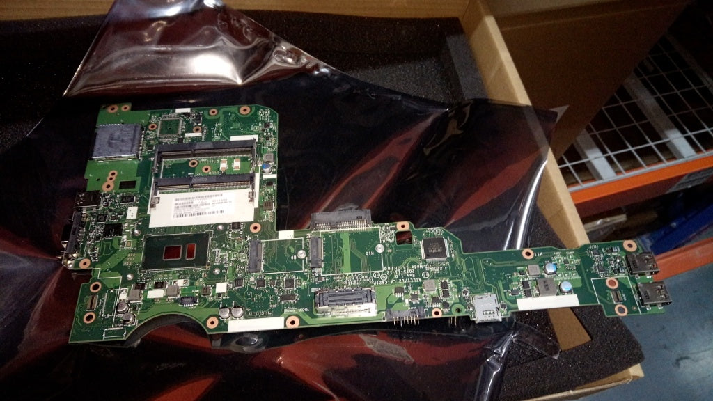 Lenovo Pl System Boards - 00UR711