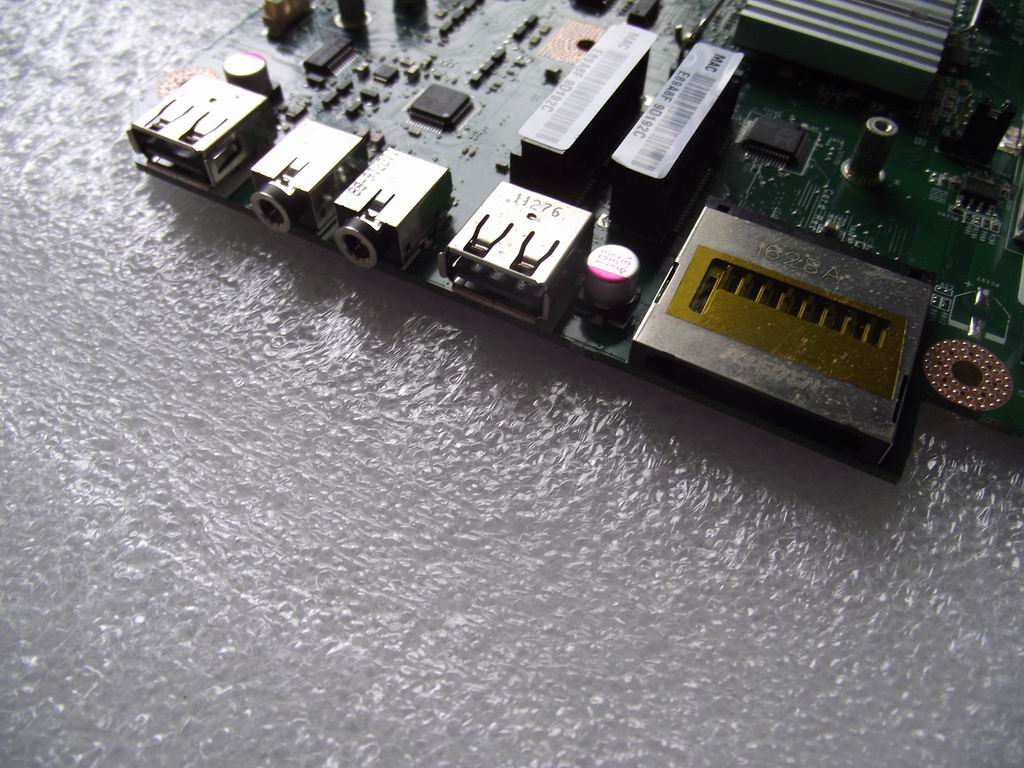 Lenovo Mb C225 A Hudson Uma 1.65G Cpu - 11013948