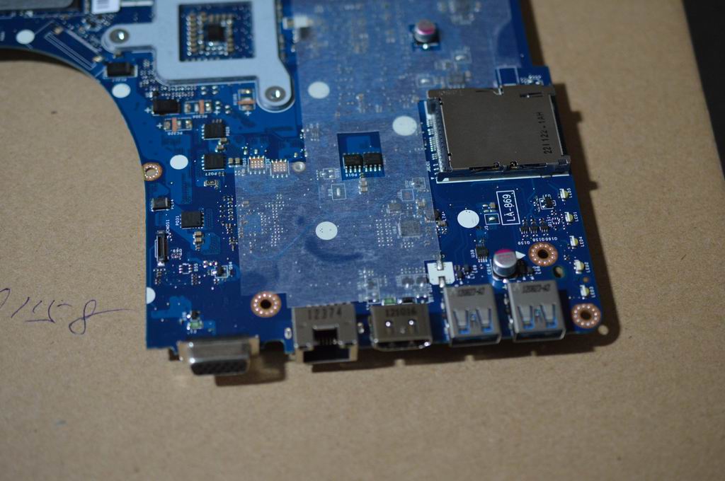 Lenovo Mb Qiqy6 W8P 2G 45W W/Bt/Bl - 90001158