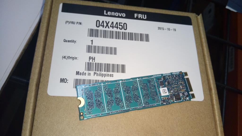 Lenovo 04X4450 Solid State Drive