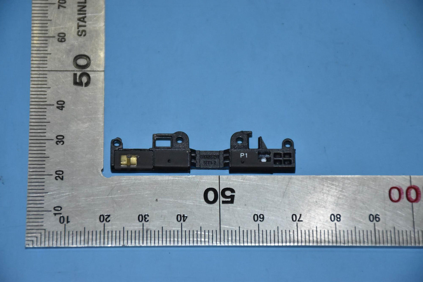 Lenovo Tb-8705N Main Antenna Fram And - 5S58C16113