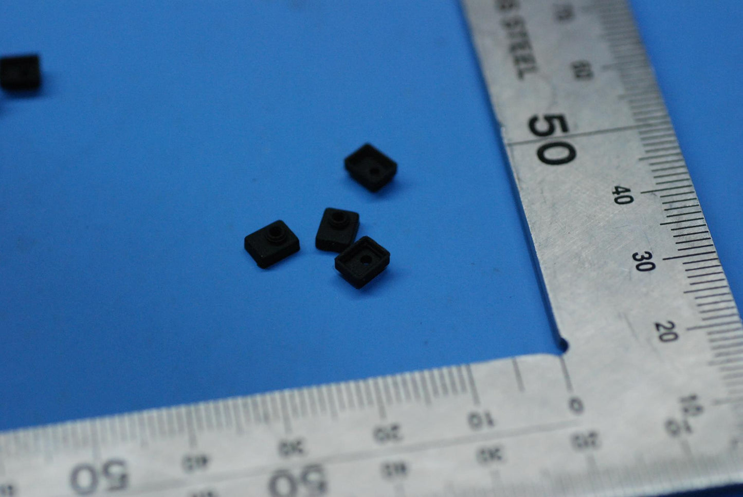 Lenovo Pb2-670 3Rd Mic Rubber And*506 - 5MO8C06234