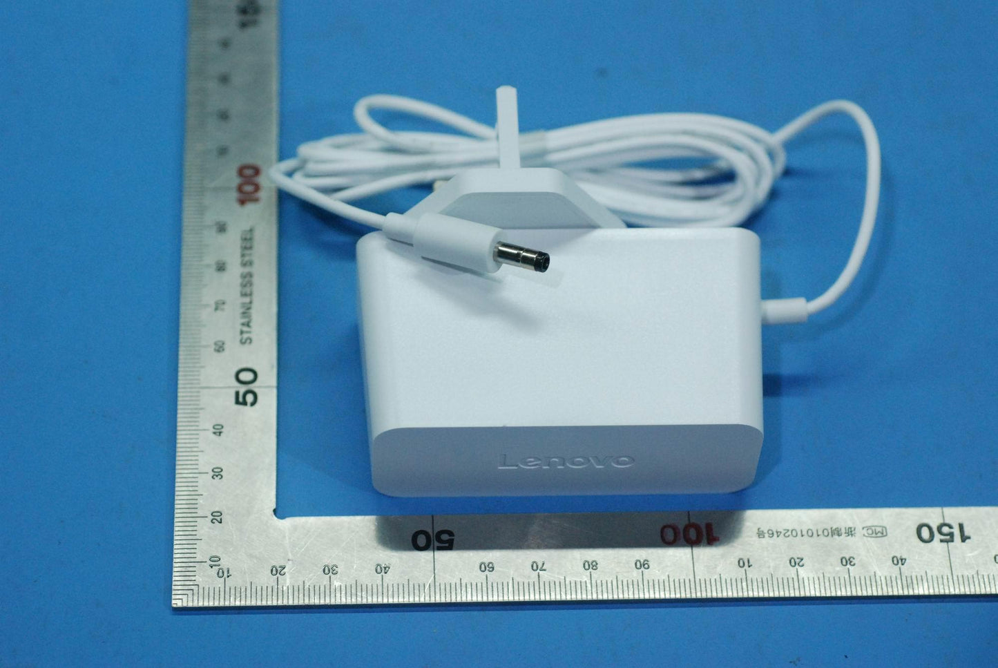 Lenovo Ac Adapter Ad30W1804 20V1.5A U - SA18C47125