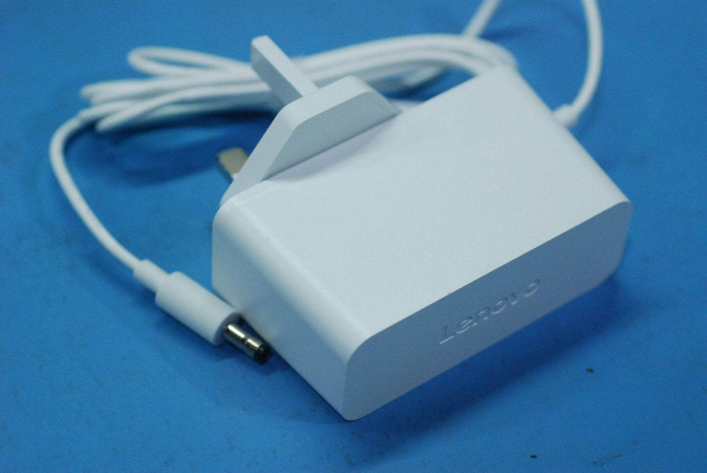 Lenovo Ac Adapter Ad30W1804 20V1.5A U - SA18C47125