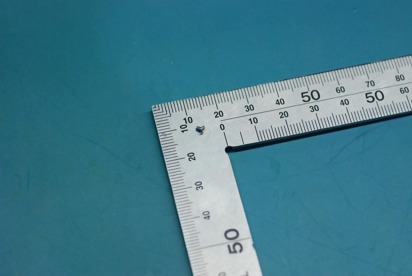 Lenovo Yt-X703 Screw And*11692943-00 - 5M88C06619