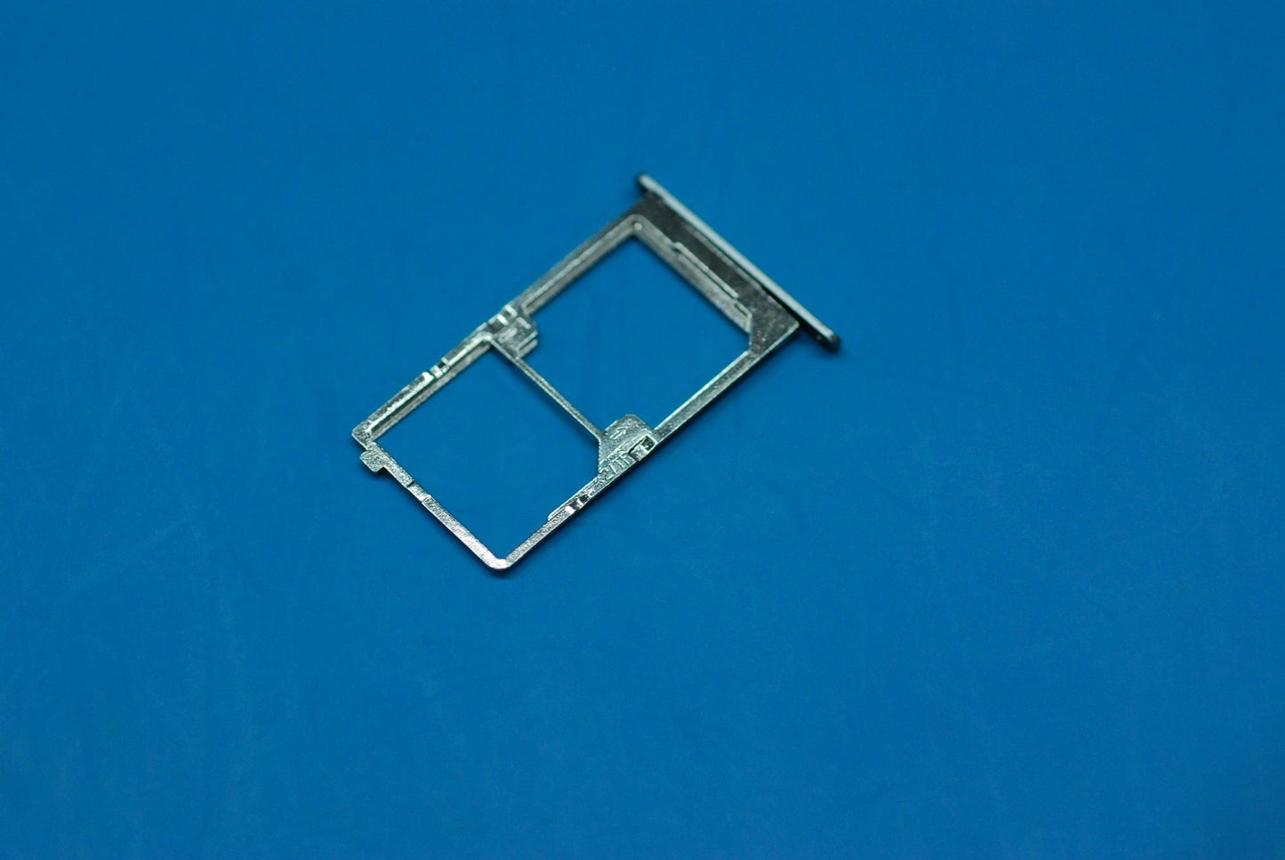 Lenovo Pb1-750M Sim Tray_Eb And*11448 - 5M88C03735