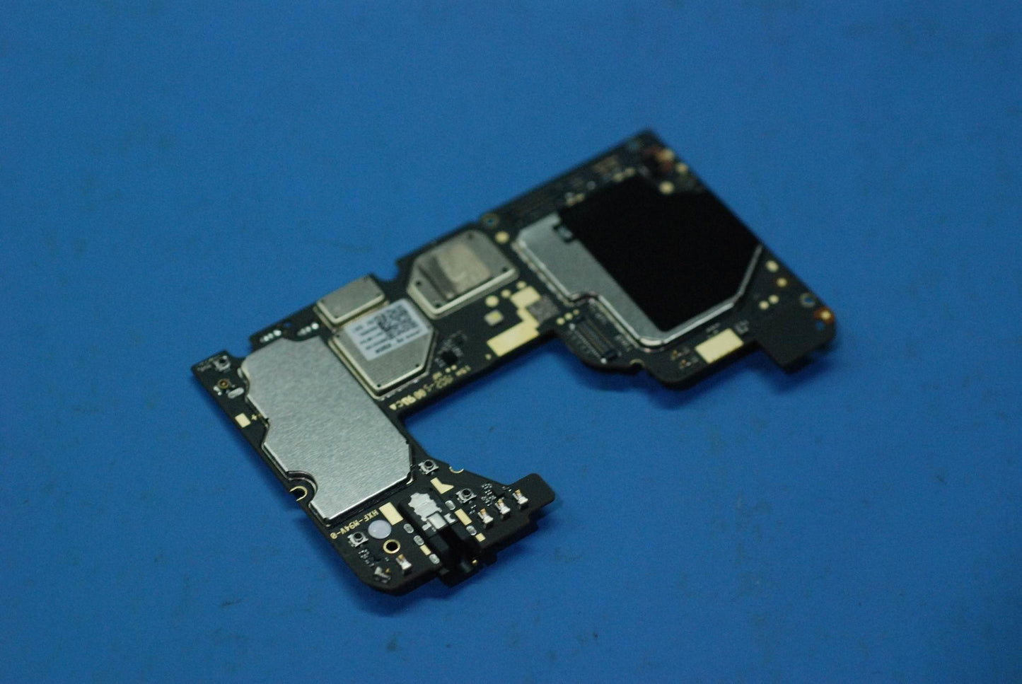 Lenovo Pb-6505M 4+64G Mb And* 7152010 - 5B28C14731