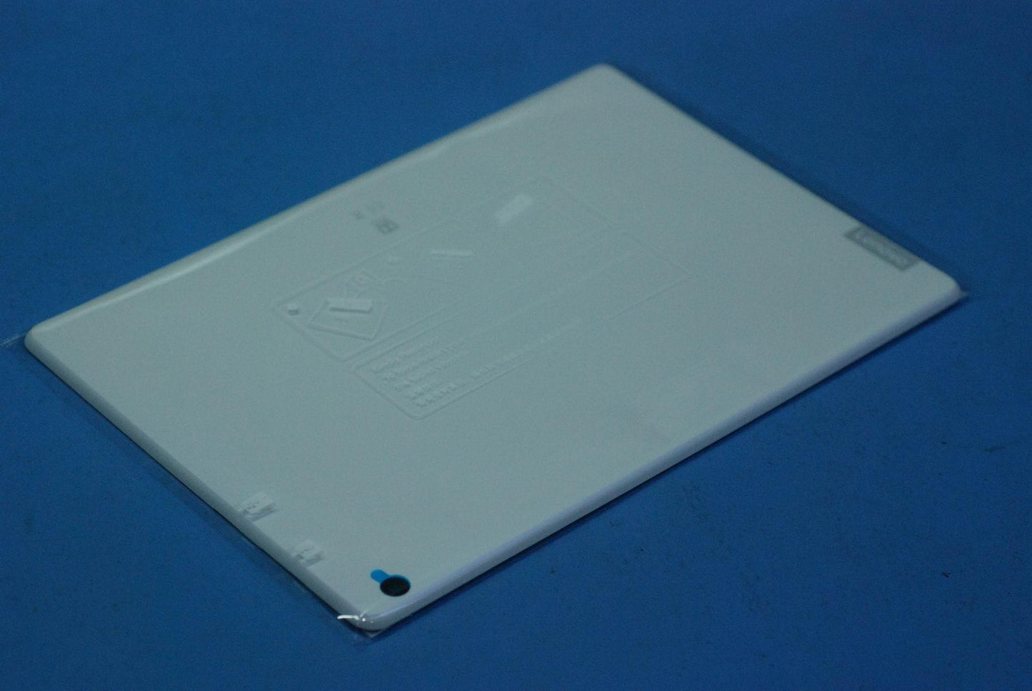 Lenovo Tb-X505F Bat Cover_Wh And*7601 - 5S58C14568