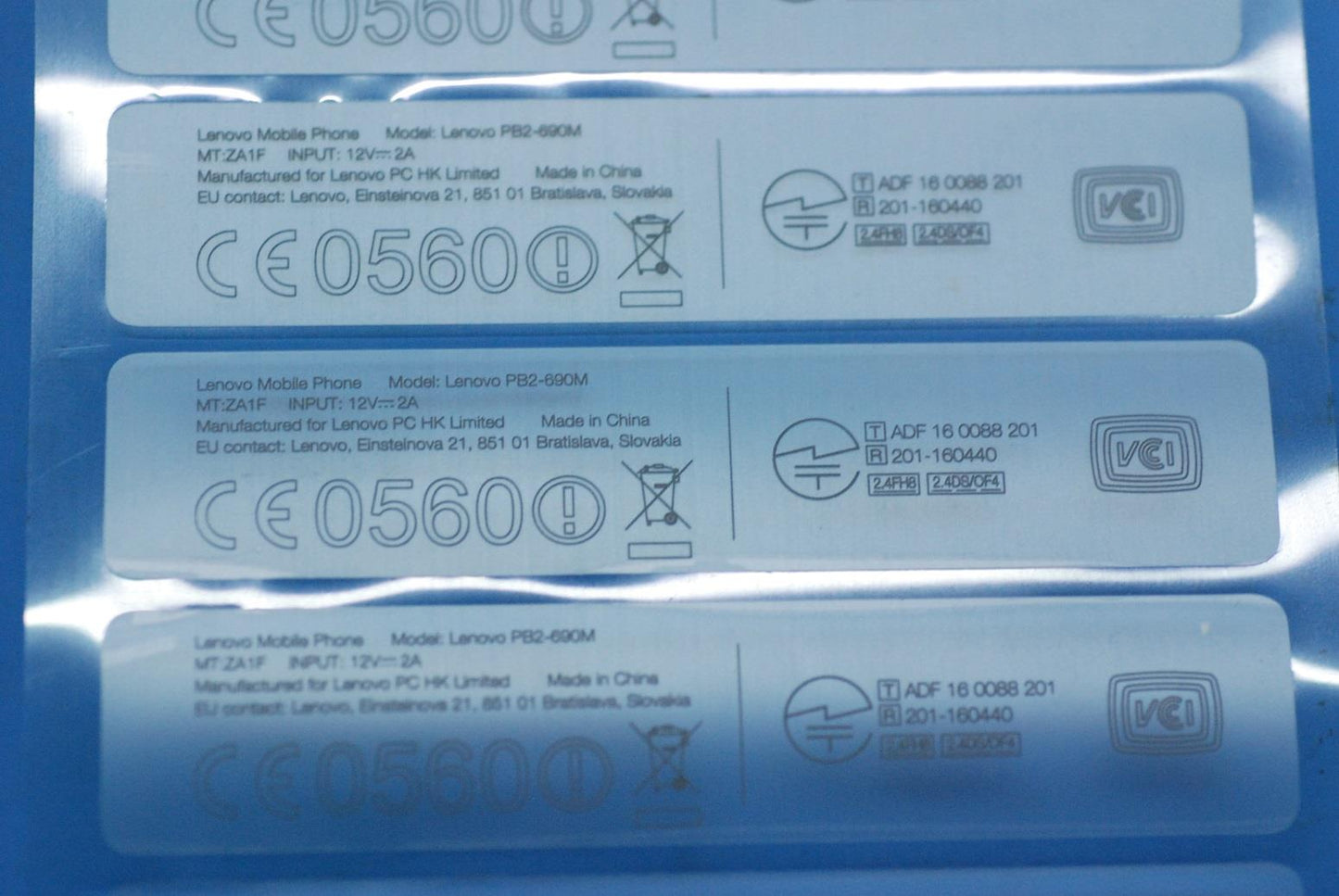 Lenovo Lenovo Pb2-690M Rating Label_J - SL18C11821