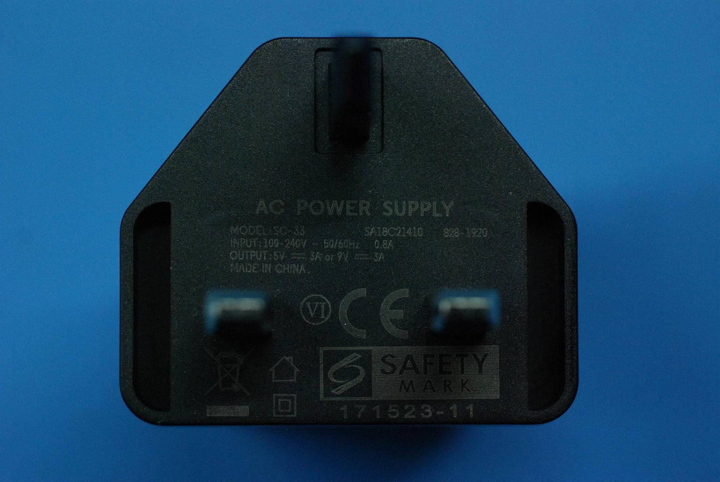 Lenovo Accessory,Ac Adapter,Plumcot,5 - SA18C21410