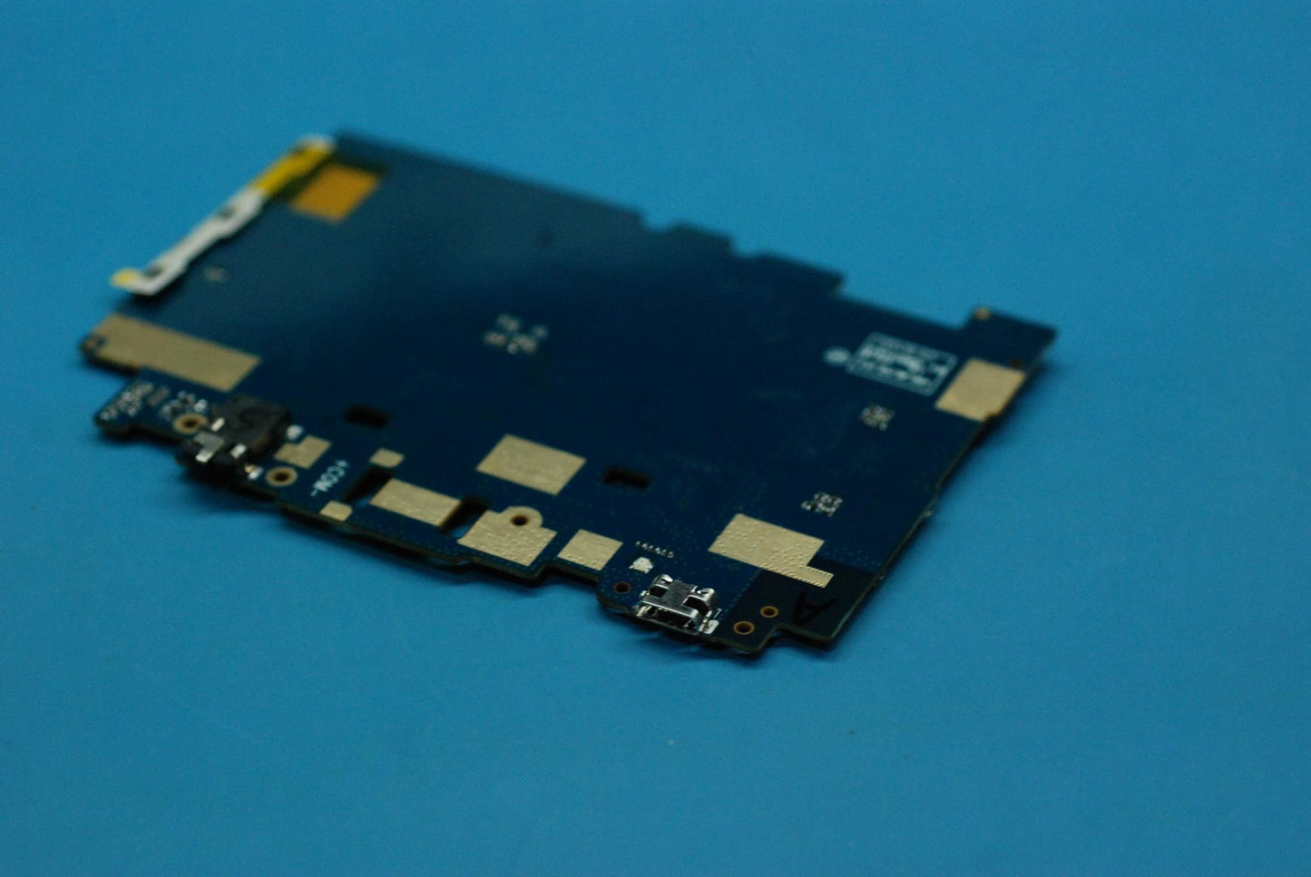 Lenovo Tb3-710I Mb_8G And*Hq316019900 - 5B28C05236