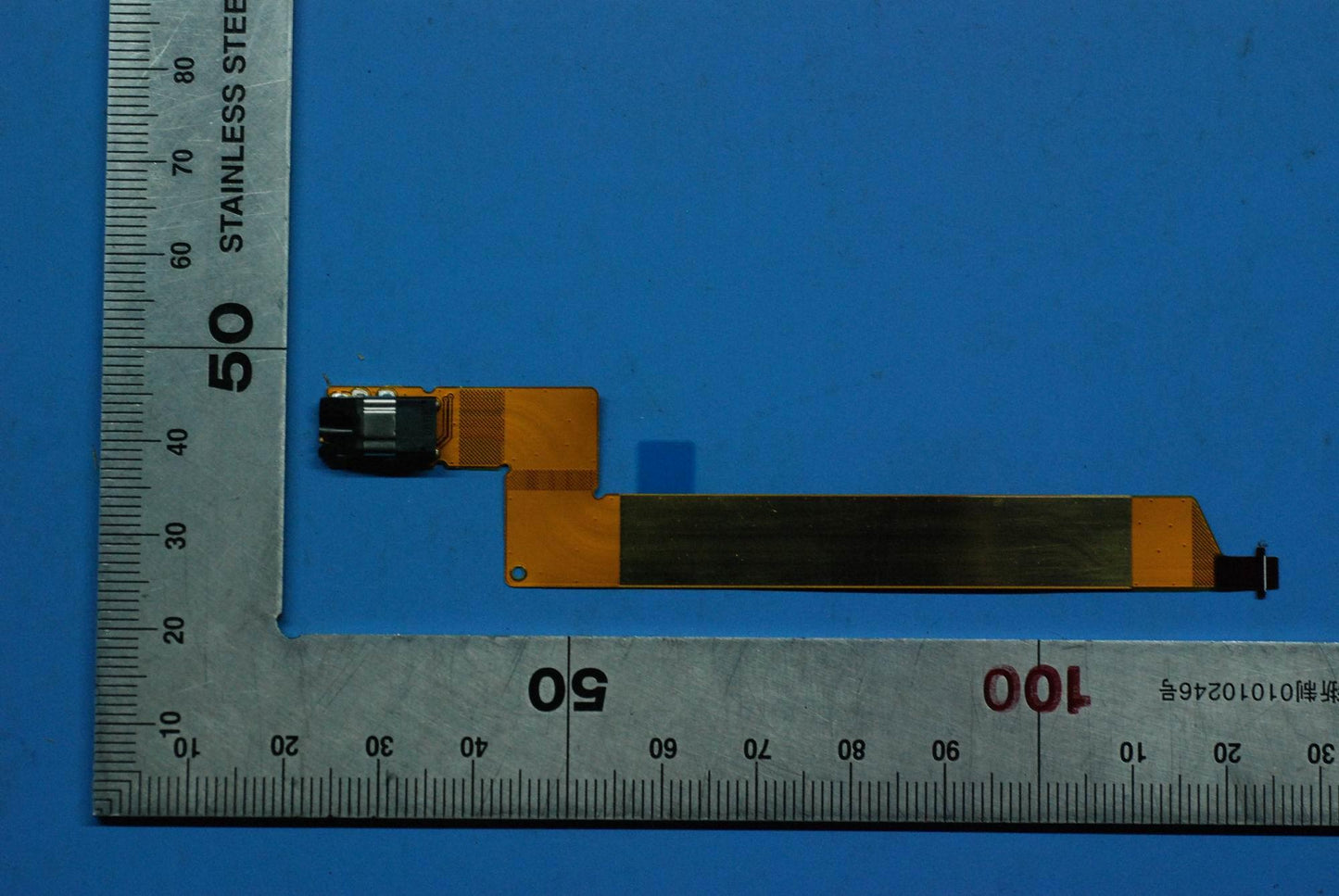 Lenovo Tb-X104 Earphone Fpc And*Hq220 - 5F78C12211