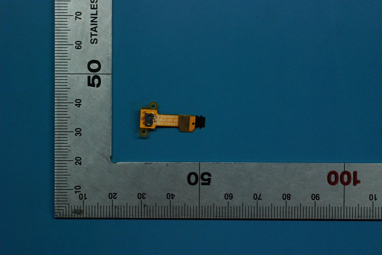 Lenovo A5500 P-Sensor Fpc And*21Lvp50 - 5F79A6MWC4