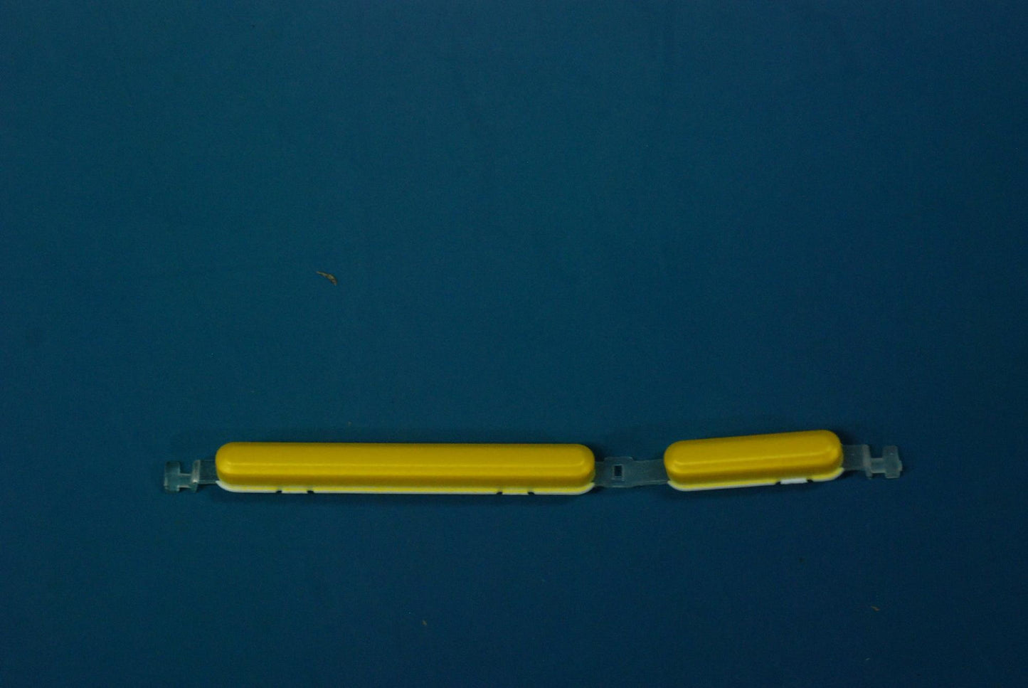 Lenovo A5500 Side Key Yellow And*3125 - 5B69A6MXM0
