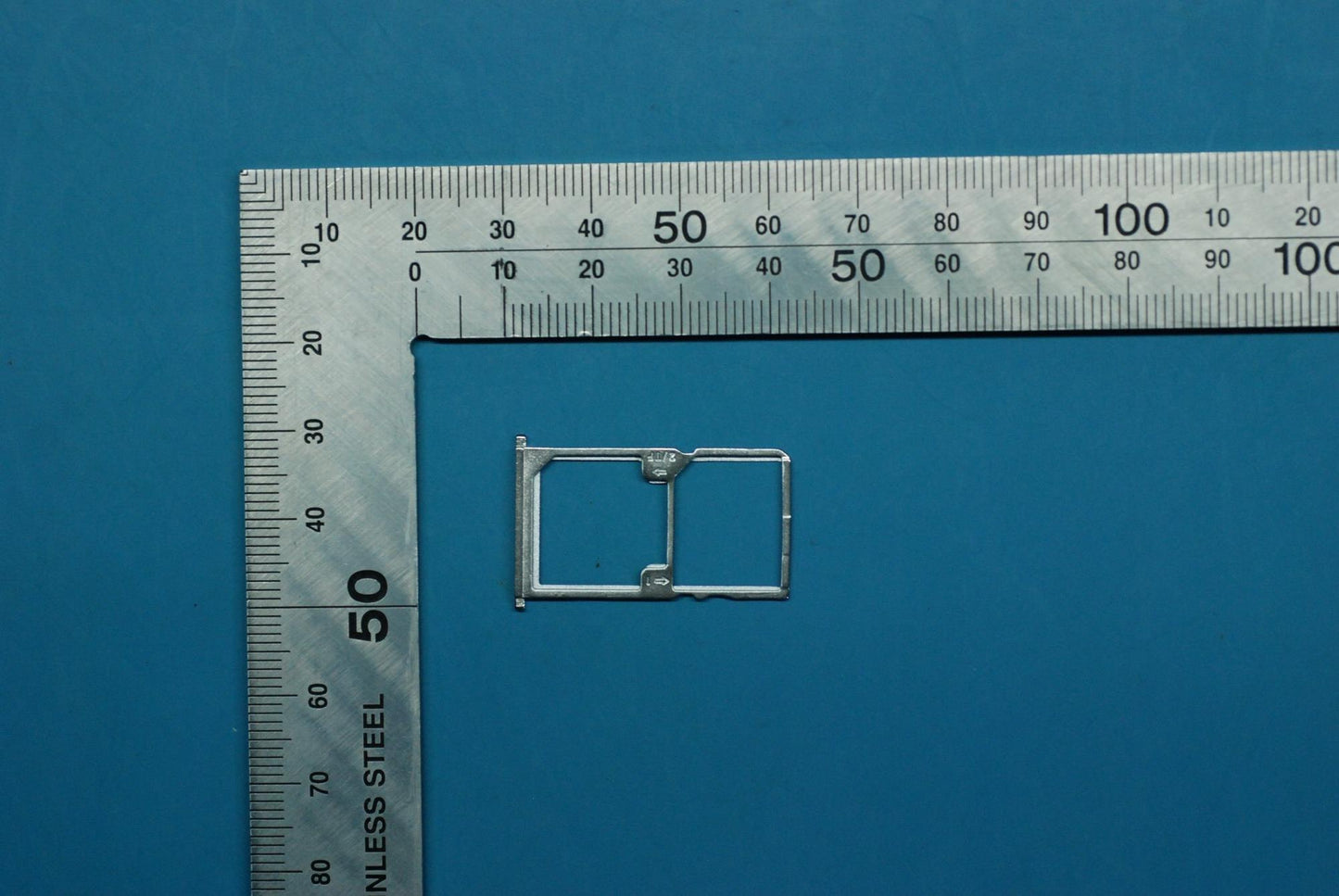 Lenovo Sim Card Tray - 5M88C05489