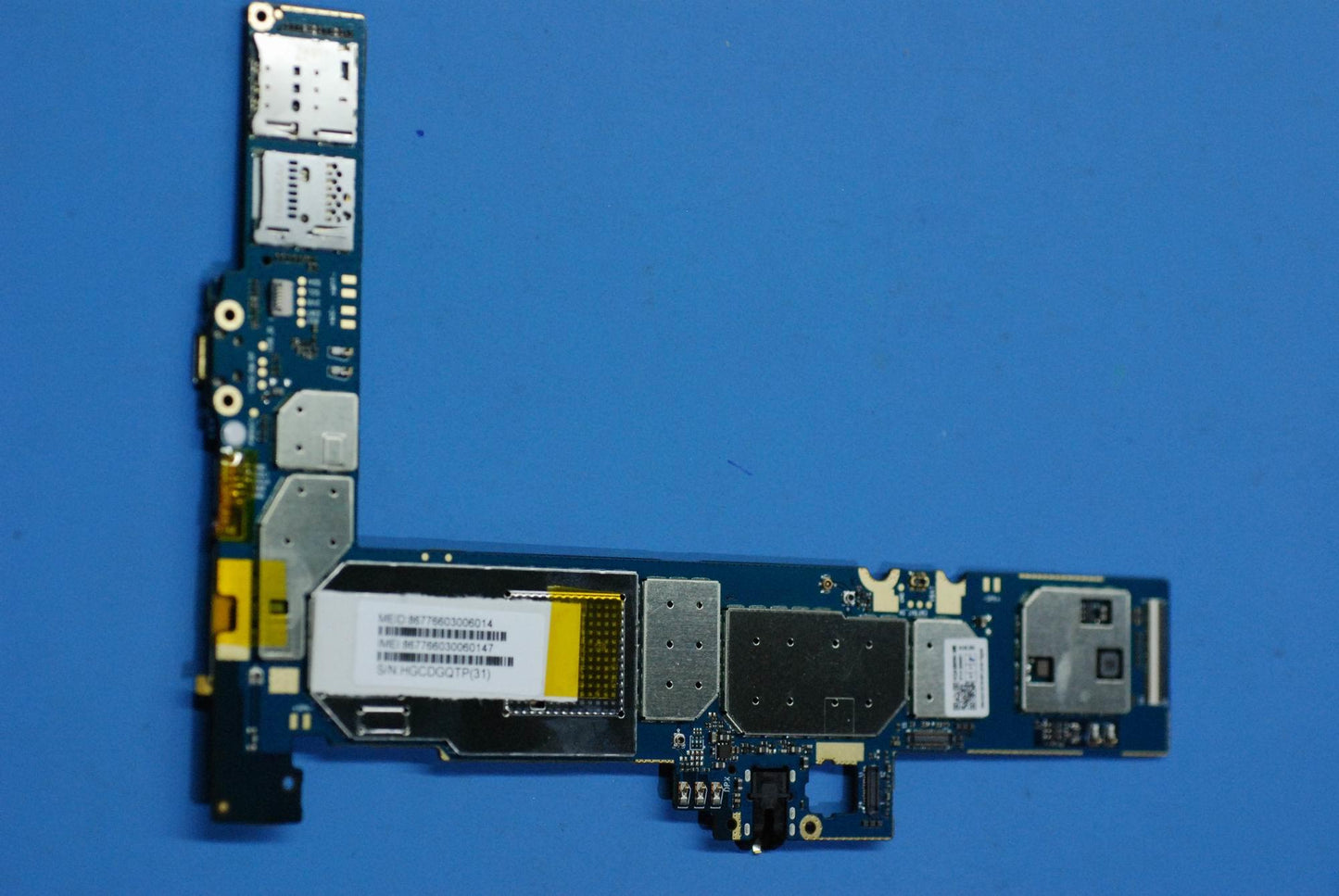 Lenovo Tb3-X701 Id Mb_32G3G And*Hq316 - 5B28C10105