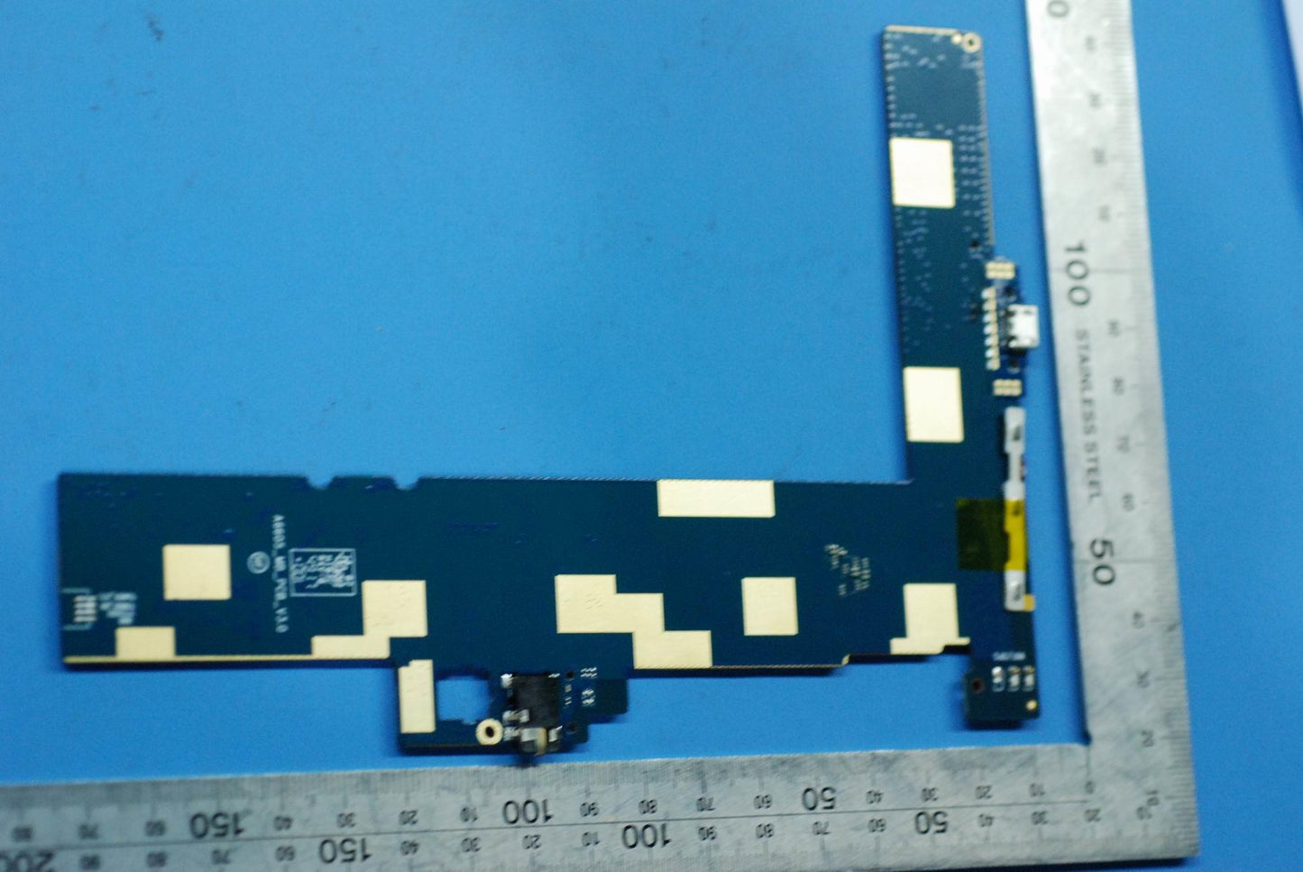 Lenovo Tb3-X70L Om2Mb_16G And*Hq31605 - 5B28C10715