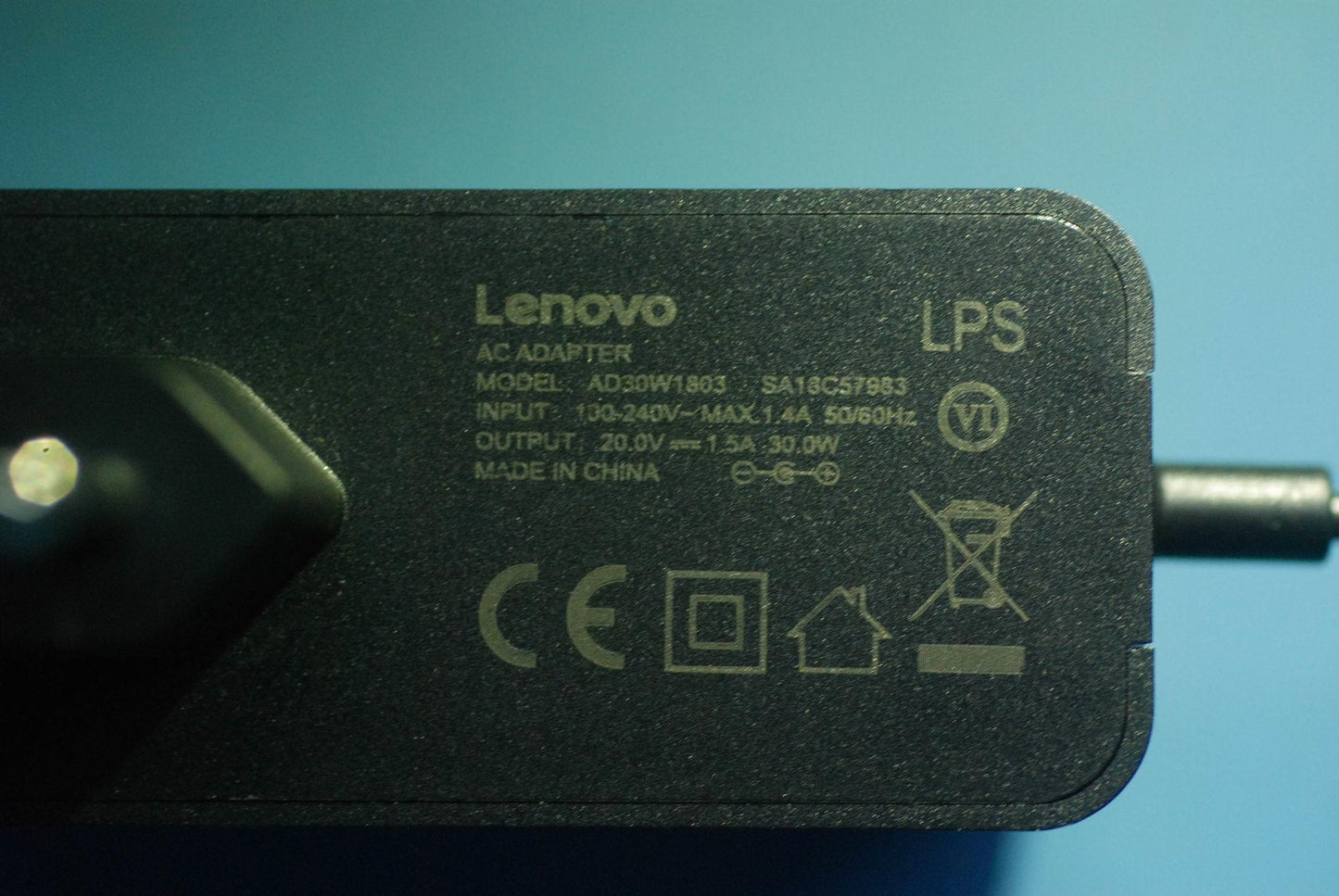 Lenovo Acbel Ad30W1803 20V1.5A Eu Bla - SA18C57983