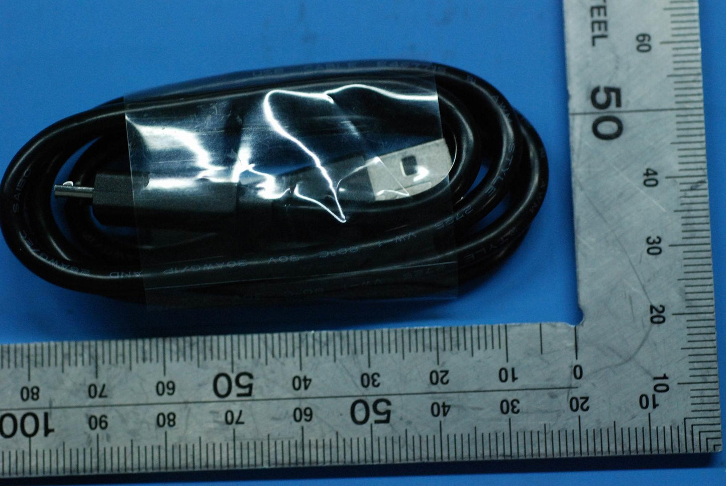 Lenovo Tb-8304 Usb Cable Bl And*Hq603 - 5C18C10168