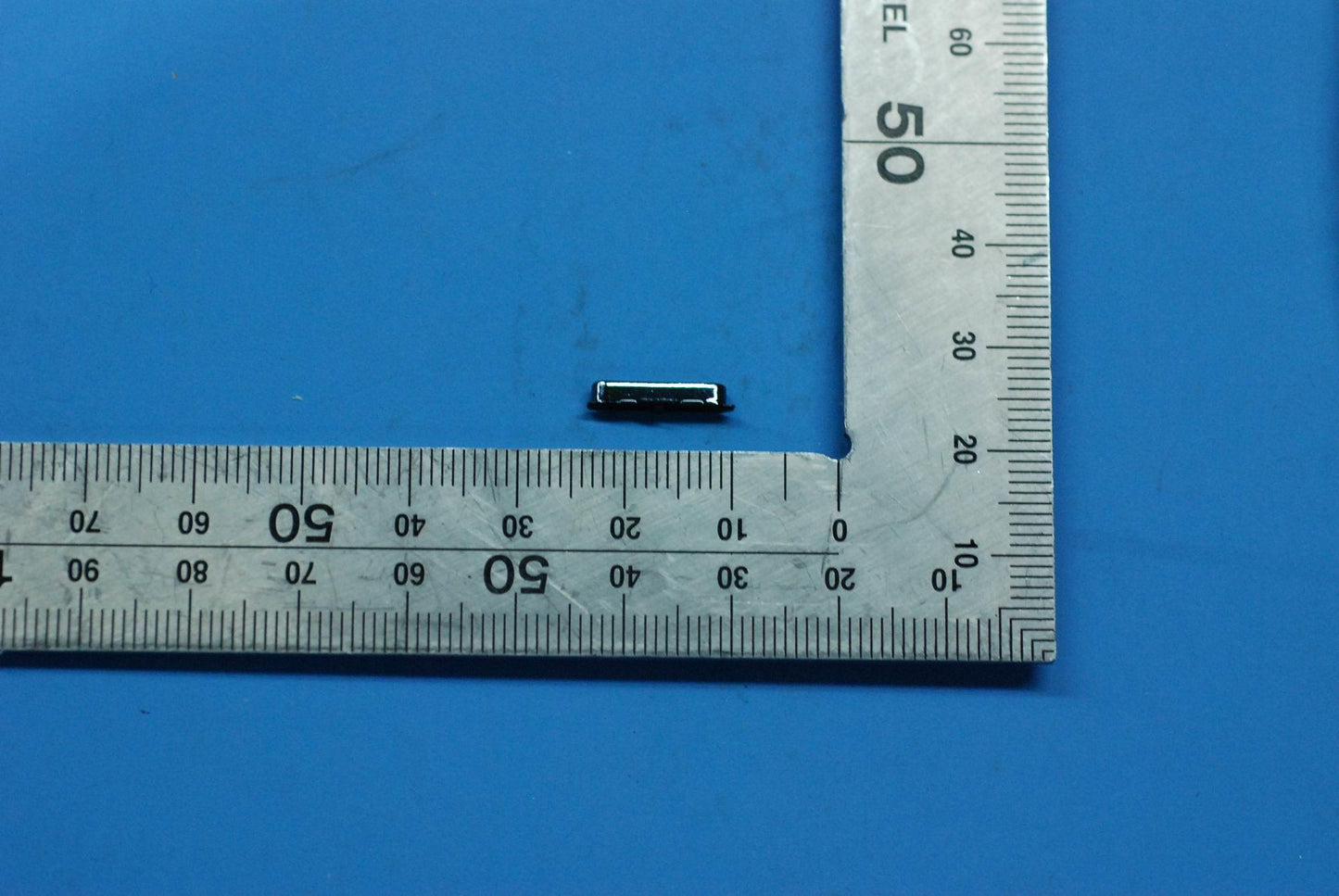 Lenovo Tb-8304 Powerkey And*Hq2100747 - 5B68C10170