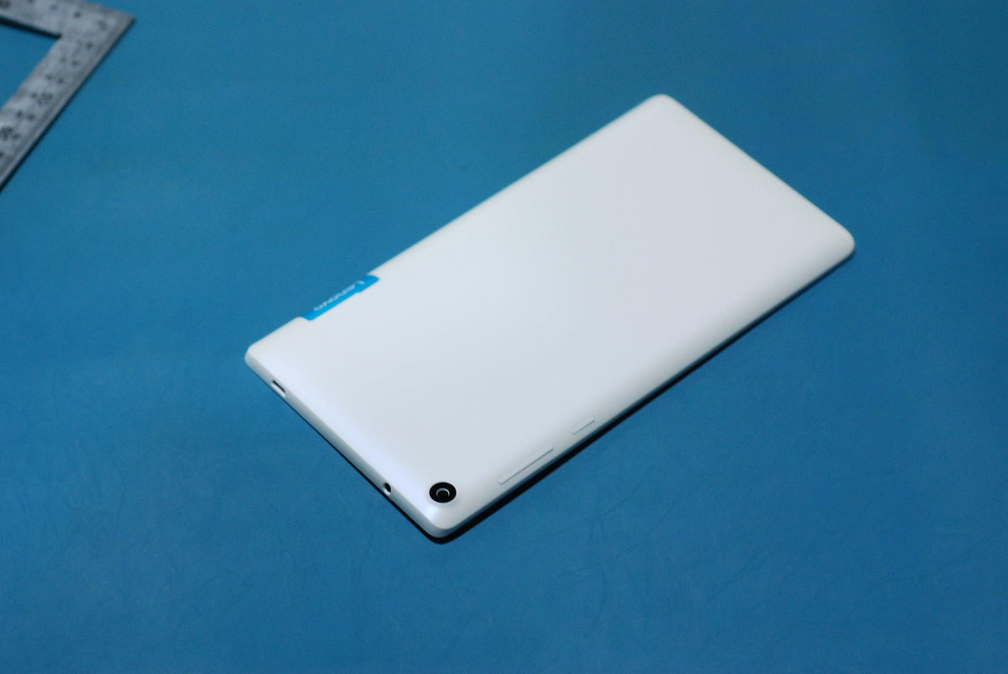 Lenovo Tb3-730X Batt Cover_Wh And*712 - 5S58C05535
