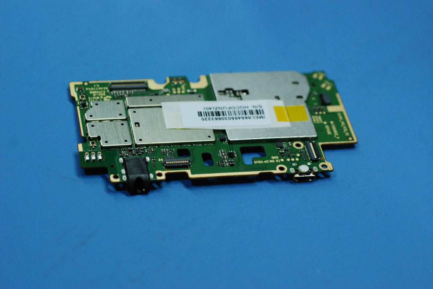 Lenovo Tb-7304I Main Board_2 And*Hq31 - 5B28C09484