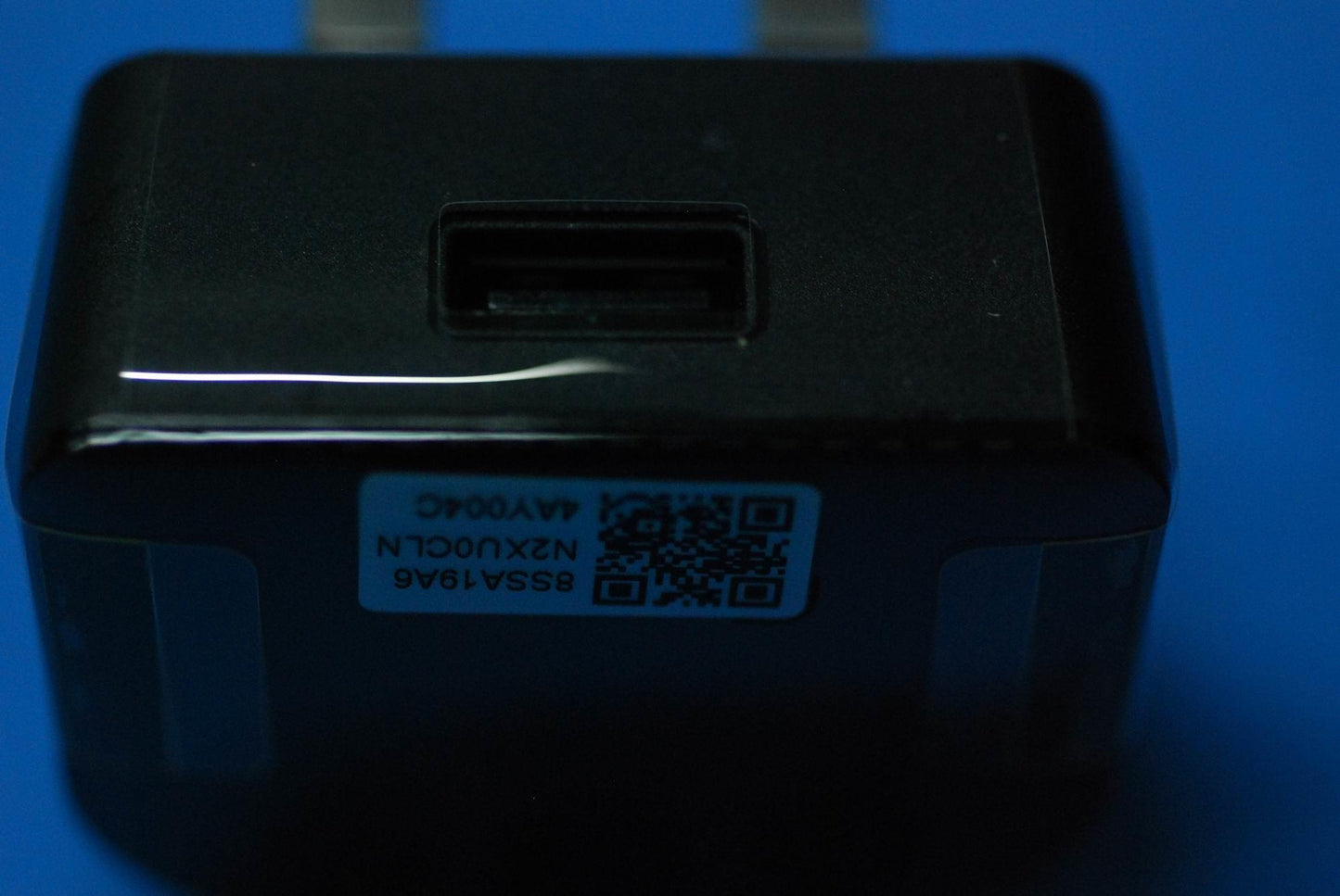 Lenovo Charger And*C-P64 5V1.5A Pet F - SA19A6N2XU