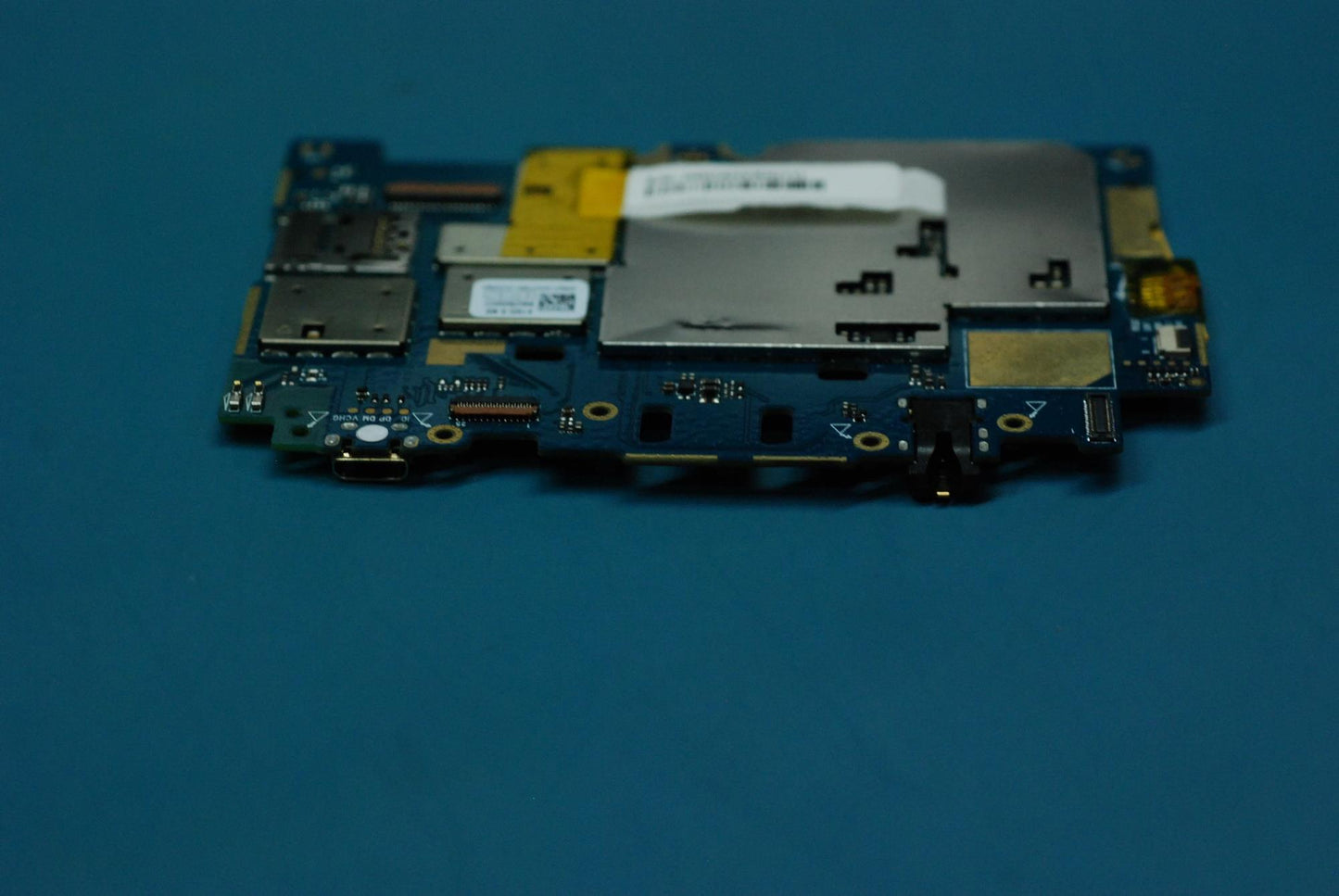 Lenovo Tb3-710F Mb_16G And*Hq31601989 - 5B28C05235