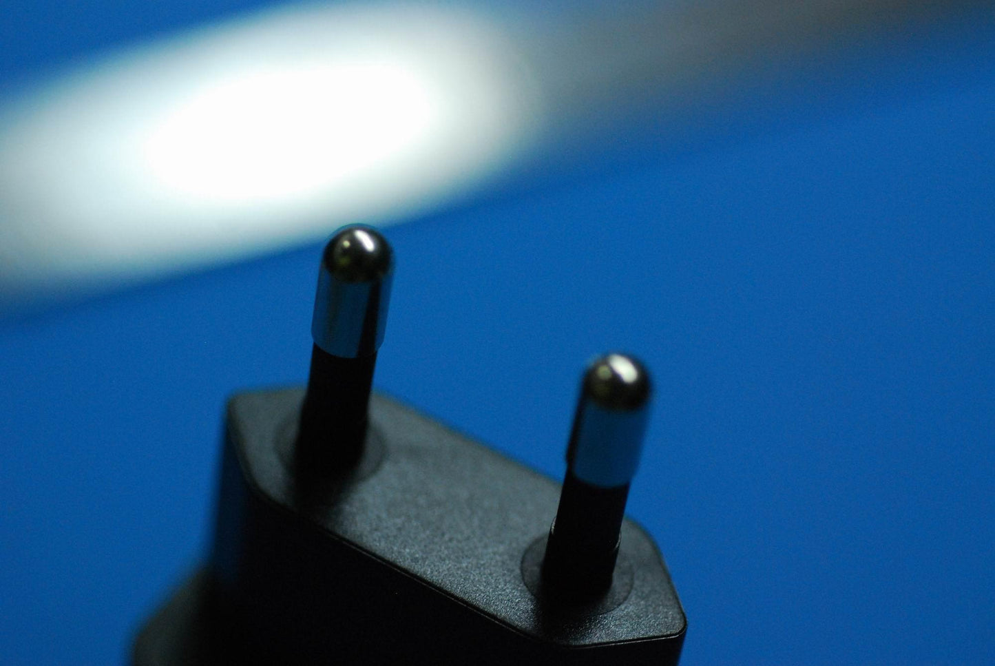 Lenovo Charger And*5V* And1A Sk Black - 5A19A464M9