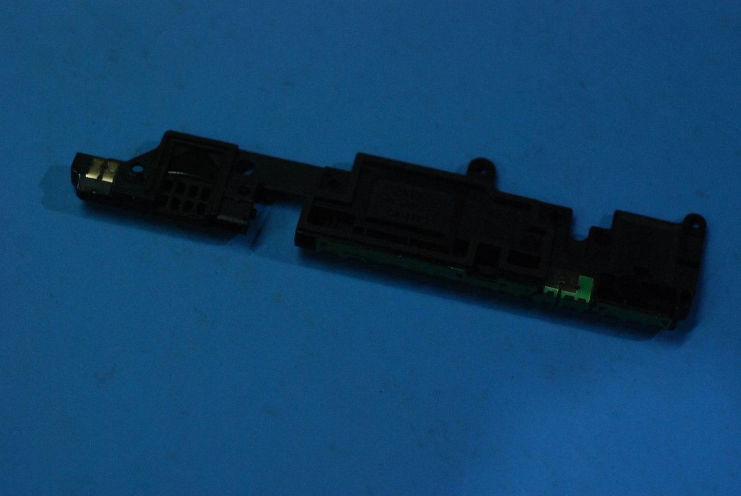 Lenovo Tb-7305I Mb Bracket And*Hq2181 - 5S58C15526