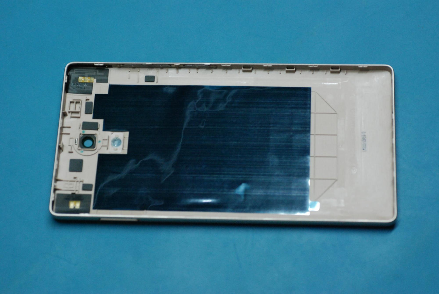 Lenovo Pb2-650 Batt Cover_Gl And*7126 - 5S58C06025