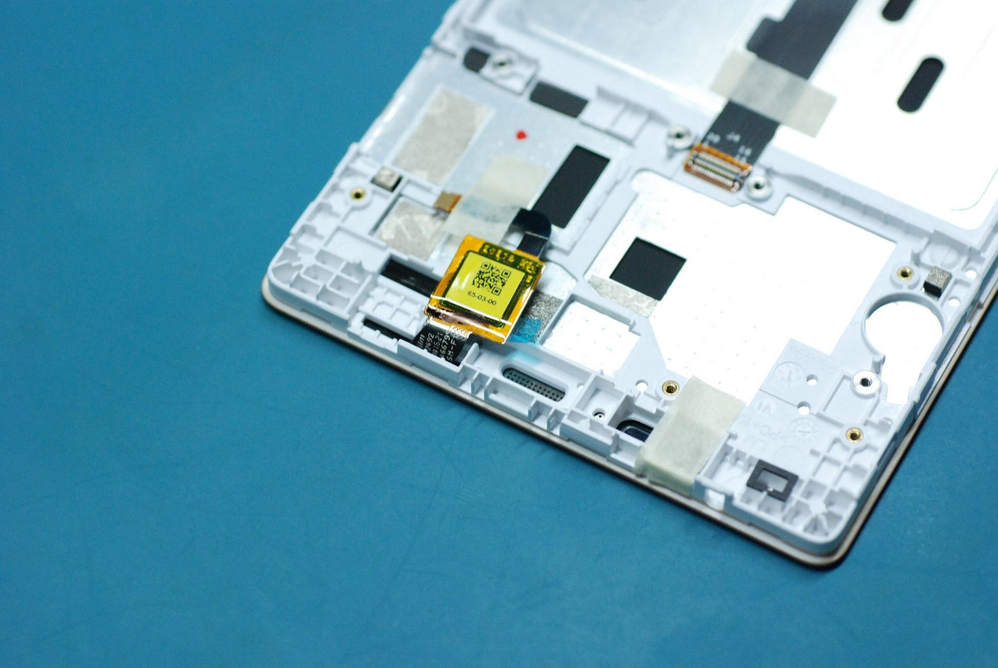 Lenovo Pb2-650 Tp Lcm Assy_Gl And*712 - 5D68C06019