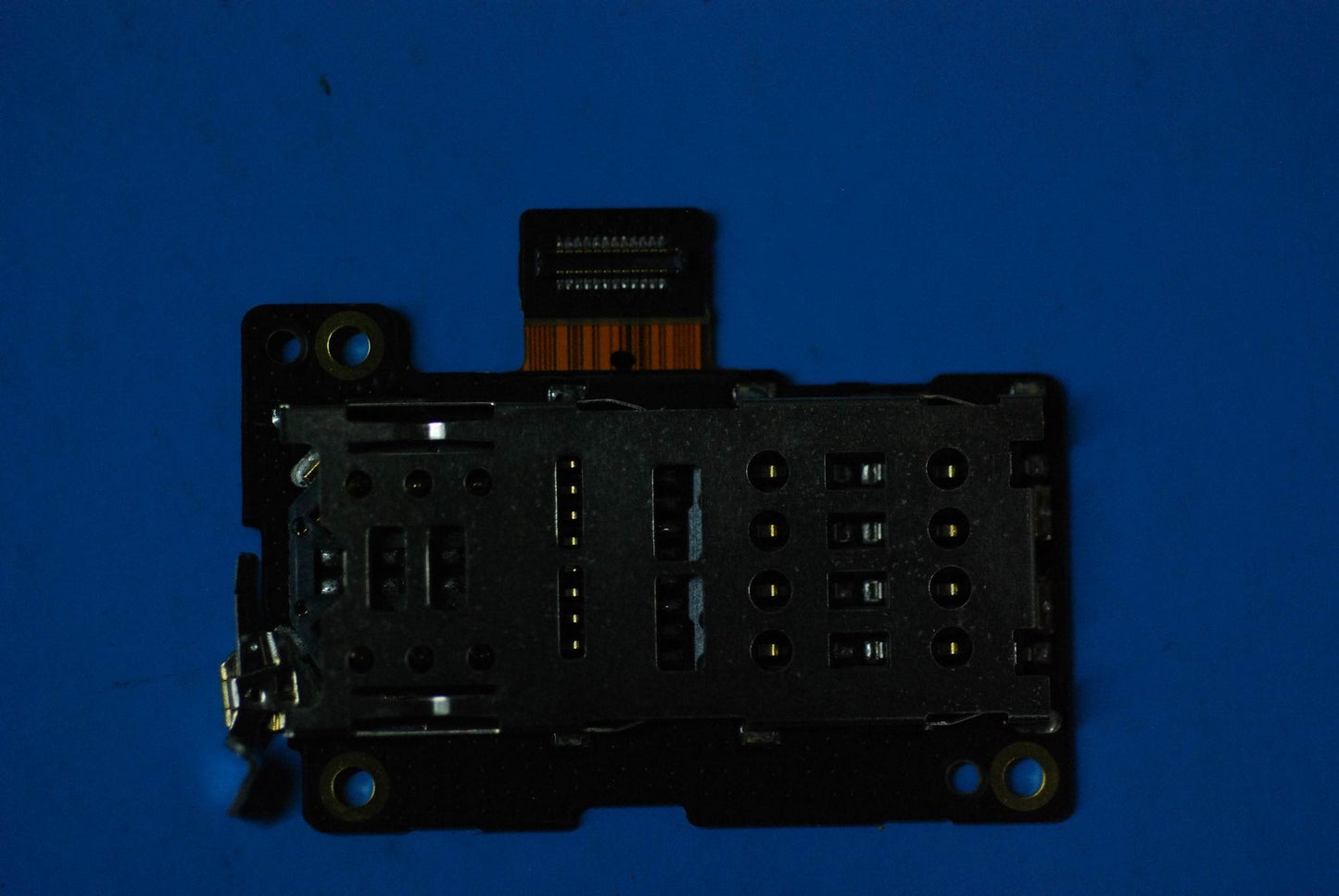 Lenovo Pb1-770M Sim Board And*1148032 - 5P68C03017