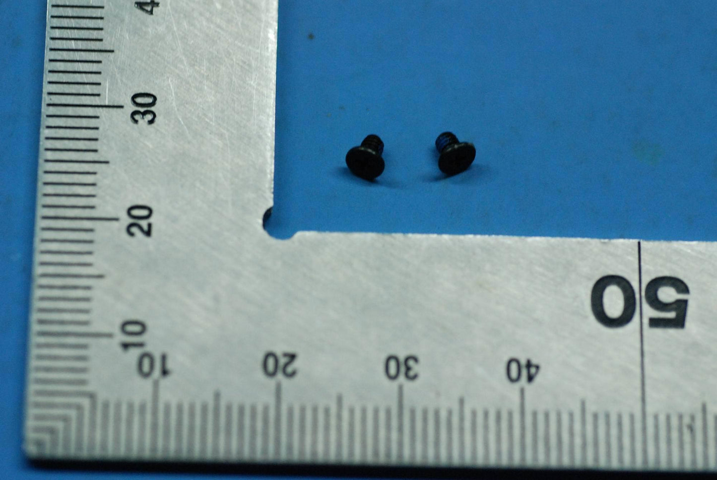 Lenovo Yb-Q501 Screw And*Hq2211006300 - 5M88C07077