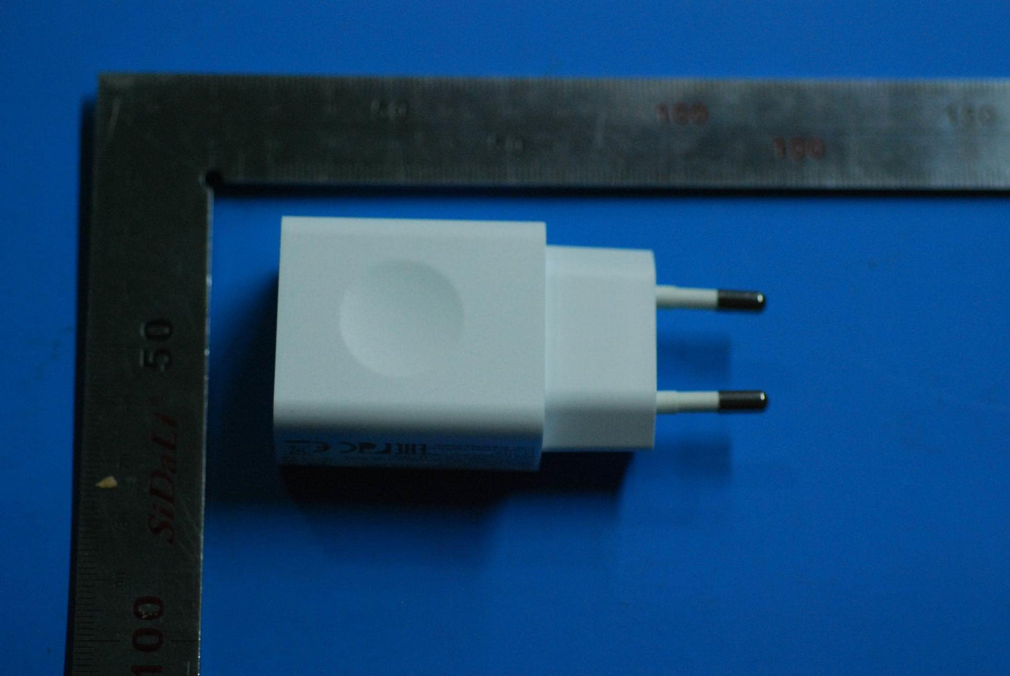 Lenovo Ac Adapter C-P57 5V/1A Eu Whit - SA18C00729