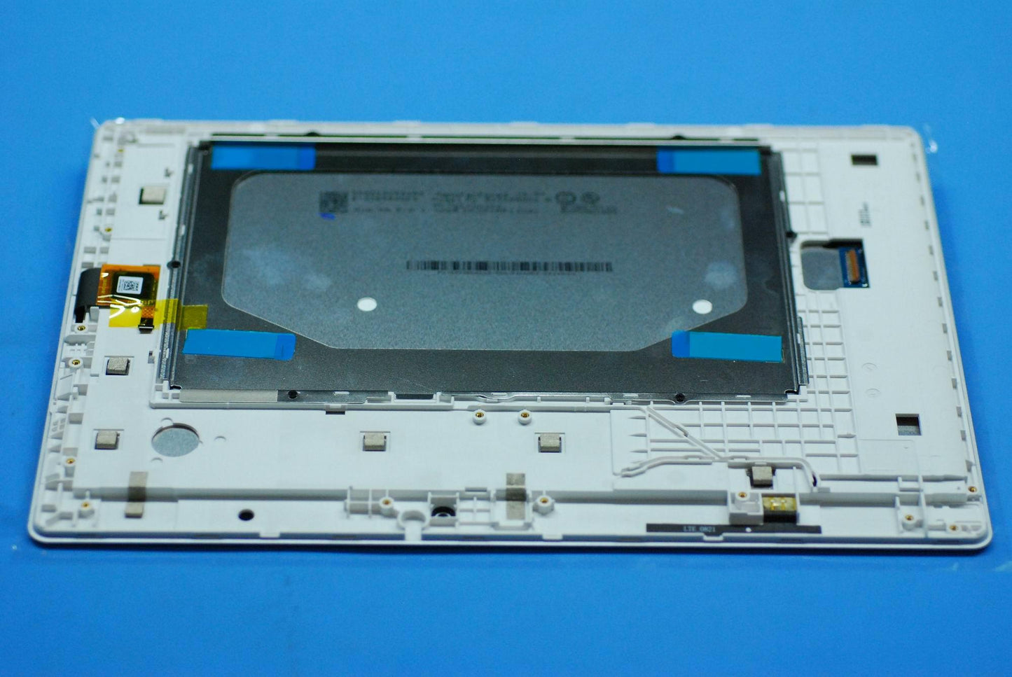 Lenovo Tb2-X30L Tp-Lcm_Wh And*Hq31601 - 5D68C04087