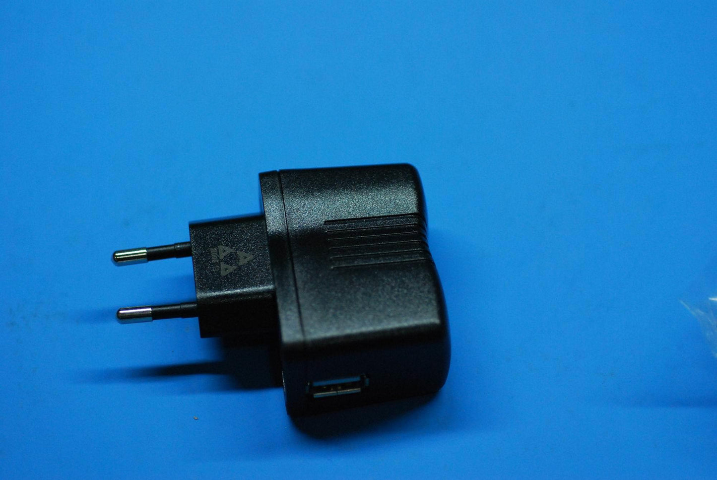 Lenovo Charger And*C-P39U 5V/700Ma Ua - SO29A43507